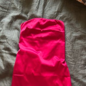 Satin strapless dress!!